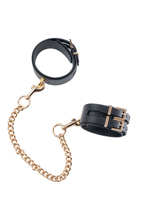   PREMIUM ANKLE CUFFS WITH CHAIN   